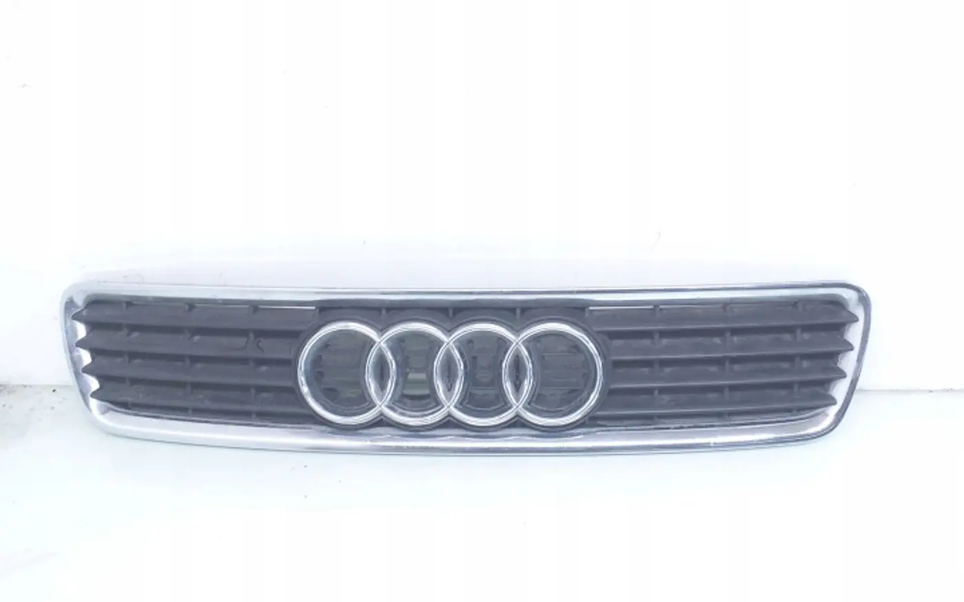 Решетка радиатора к Audi S4 1997
