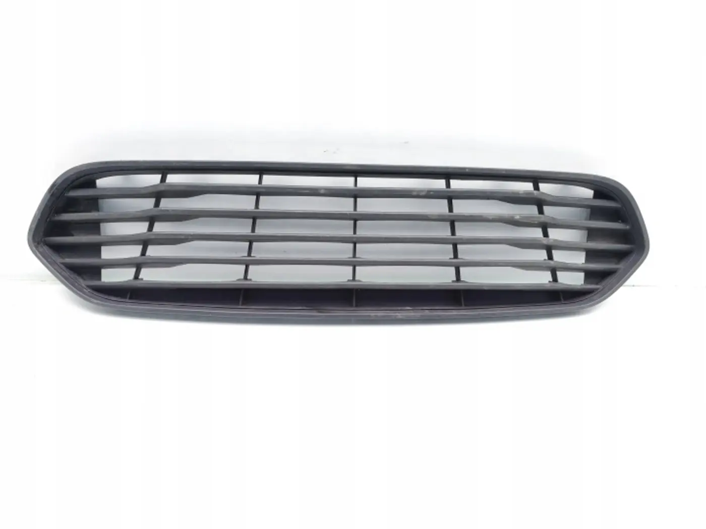 Решетка радиатора к Ford Transit 2014