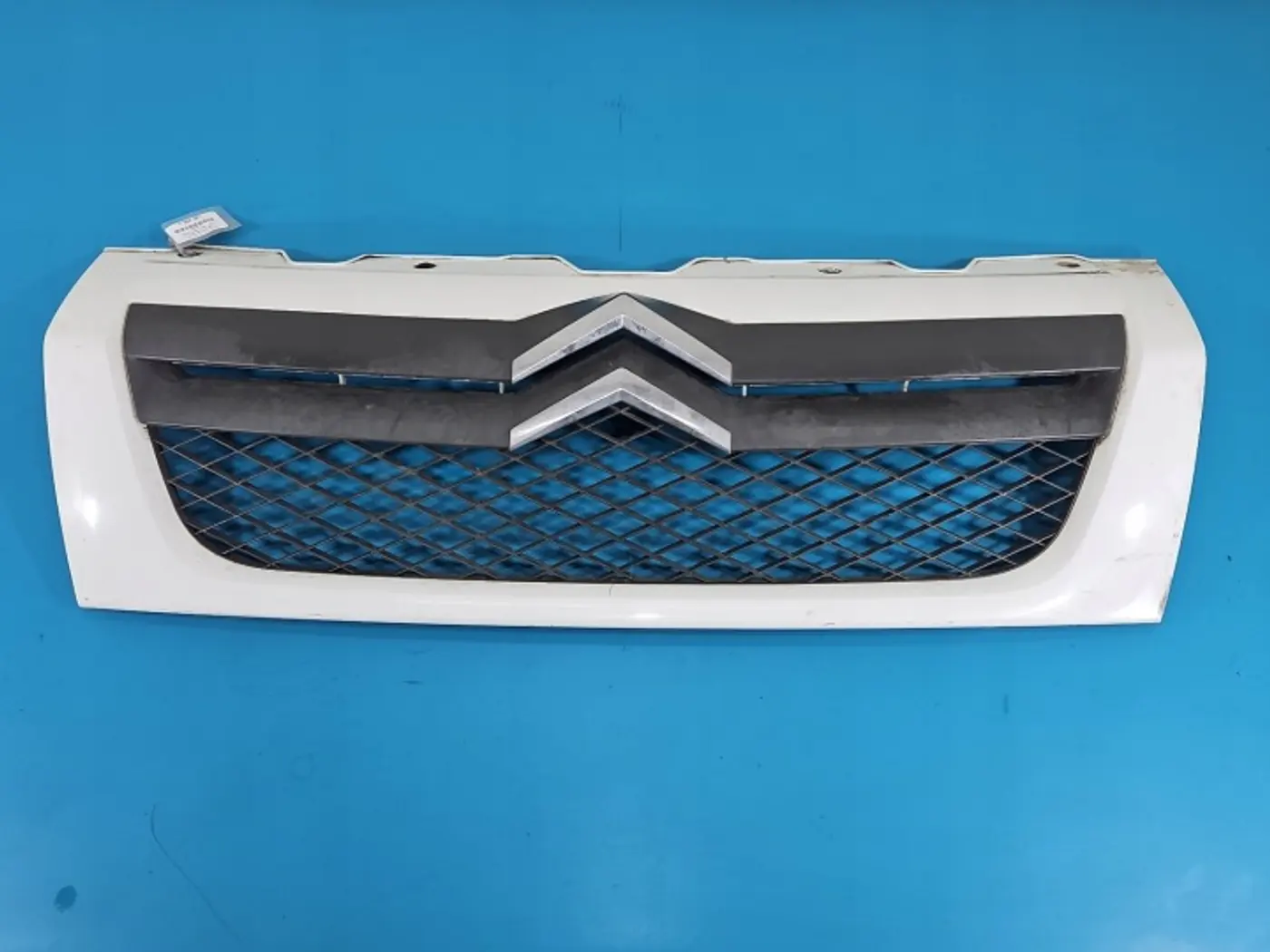 Решетка радиатора к Citroen Jumpy 2006