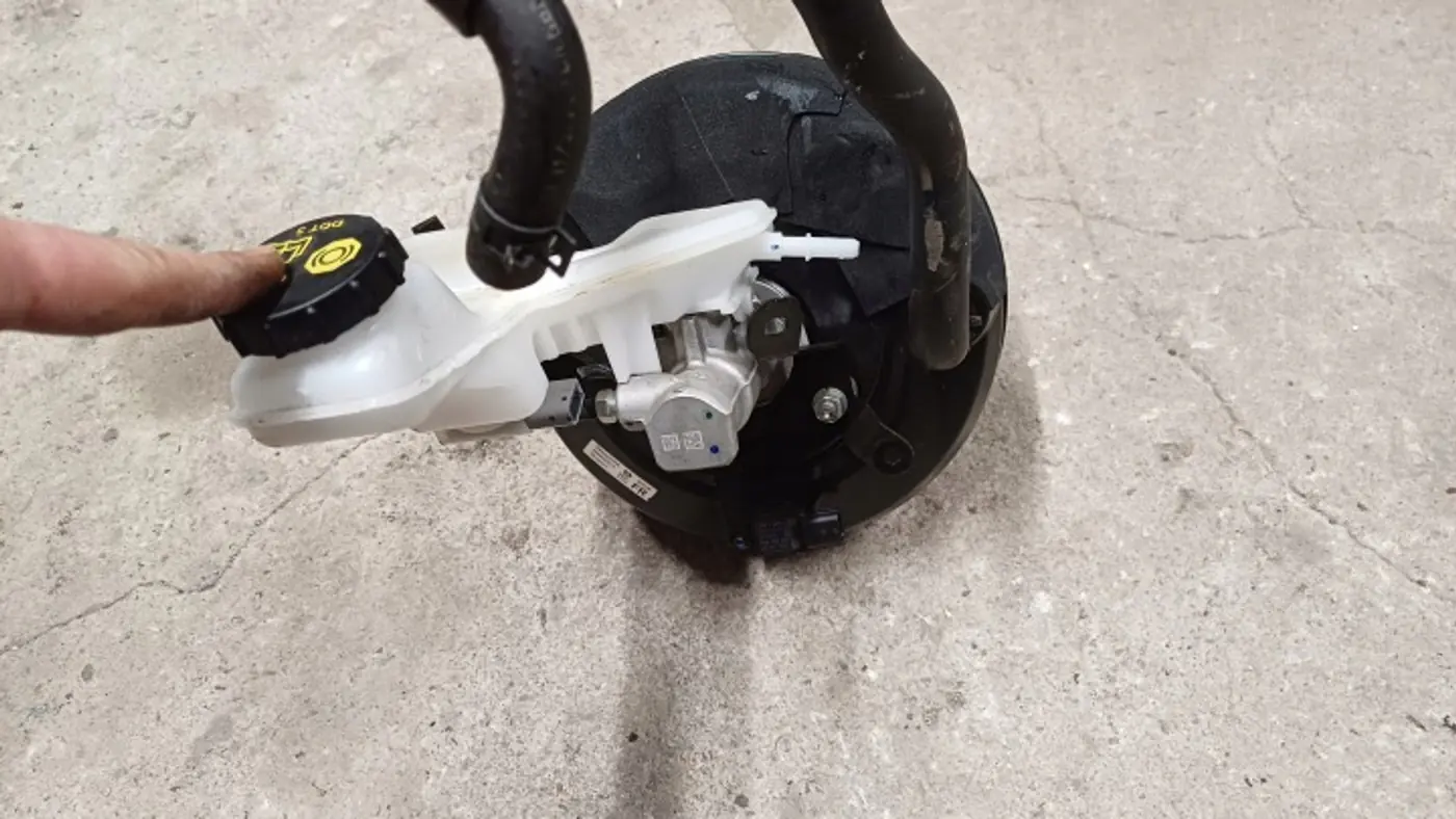 Блок ABS к Mazda 5 2008