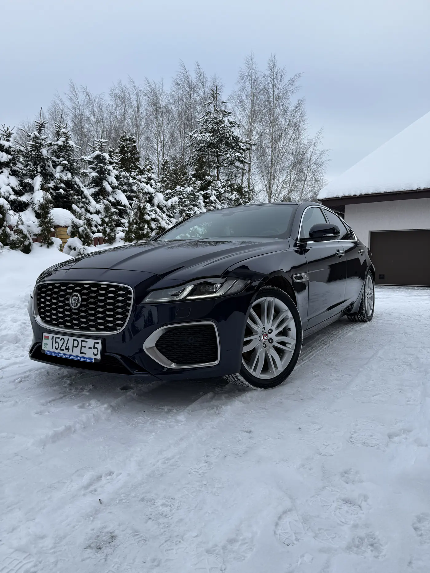 Jaguar XF II Рестайлинг, 2022