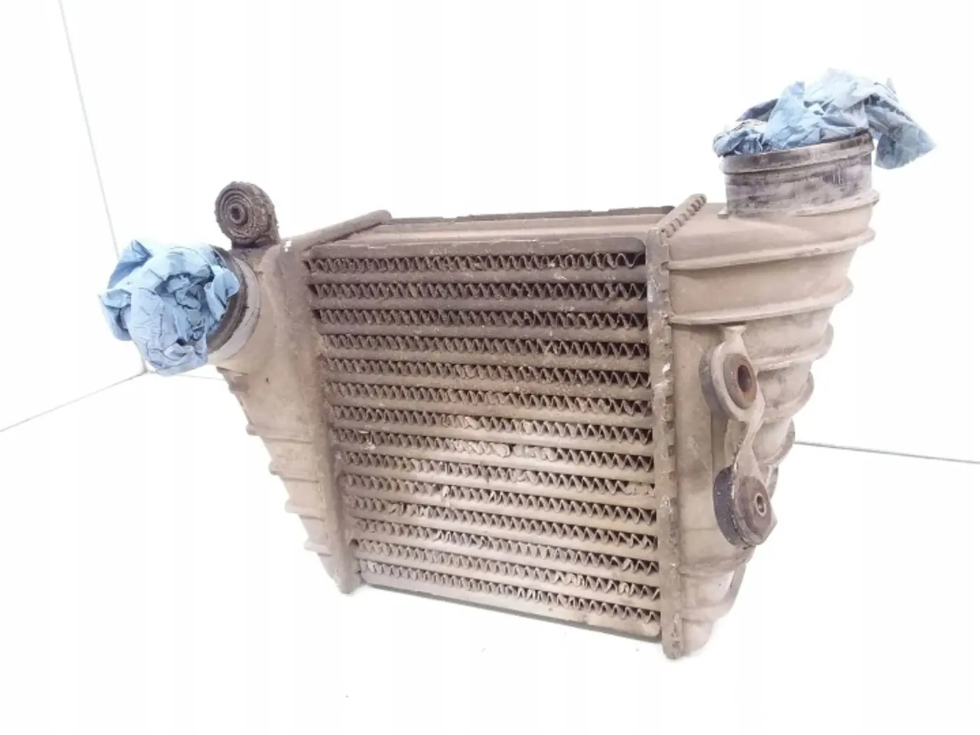 Интеркулер к Audi A3 1996