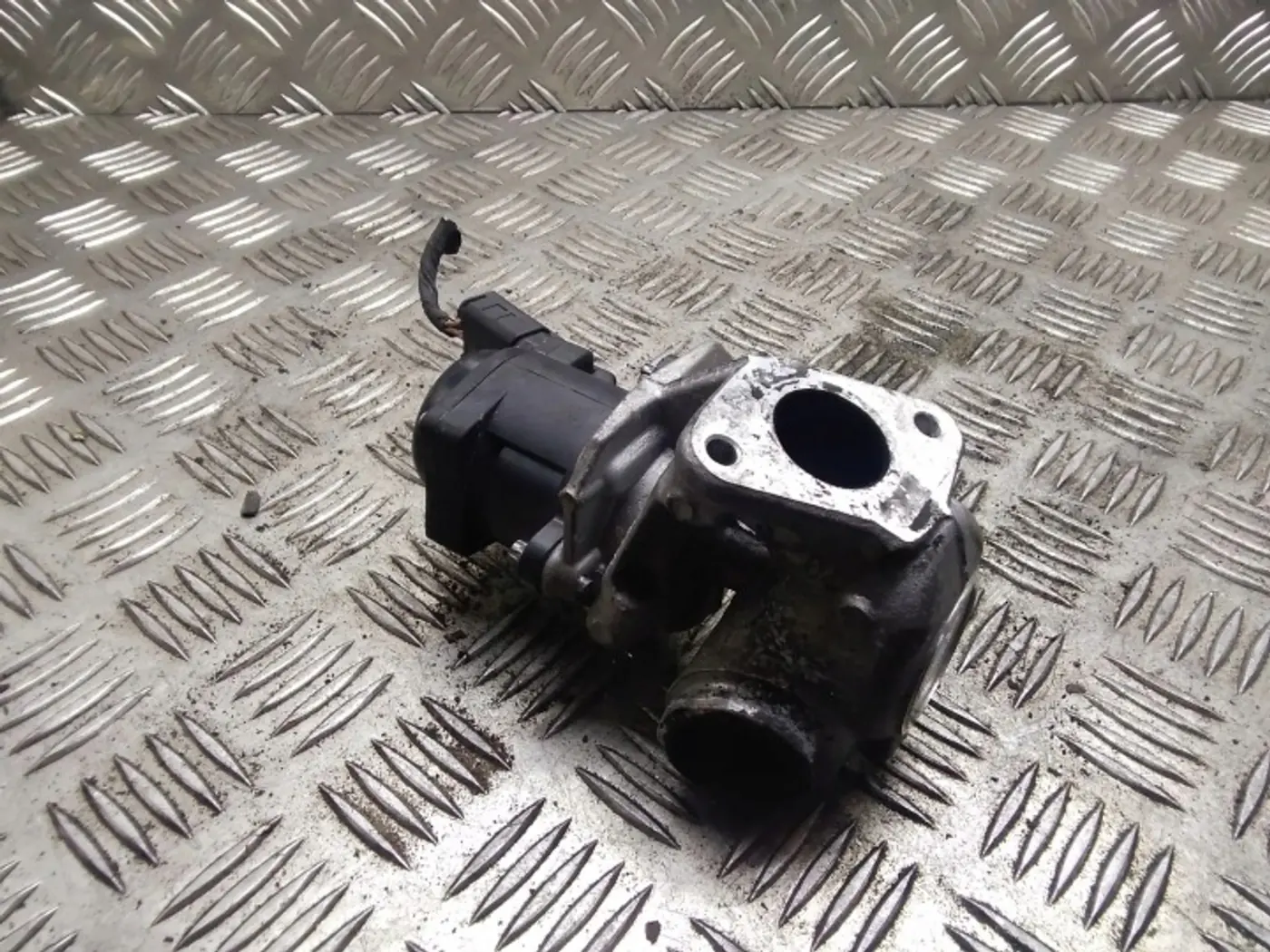 Клапан EGR к Volvo S40 2004