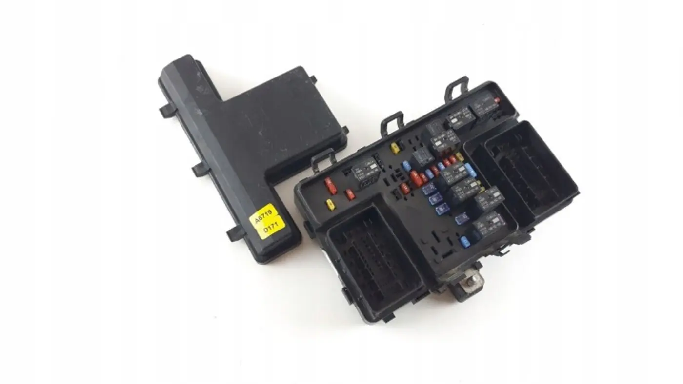 Блок предохранителей к Ford Edge 2015