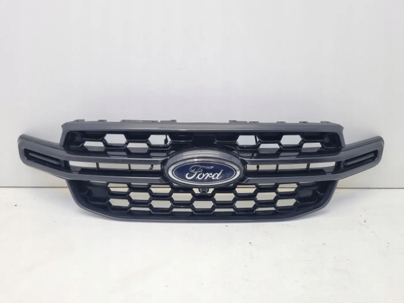 Решетка радиатора к Ford Ranger 2015