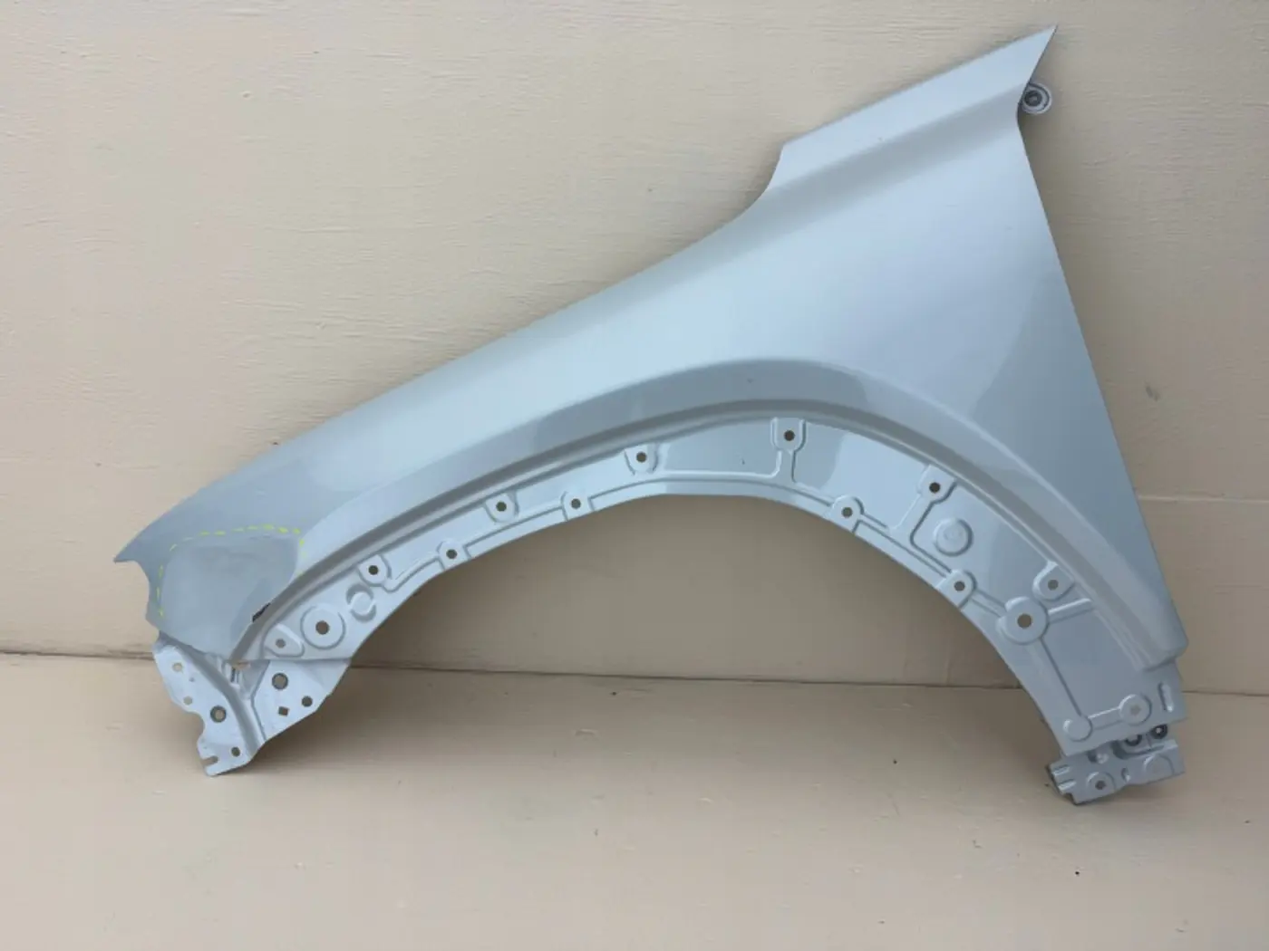 Крыло переднее левое к Mazda MX-30 2020