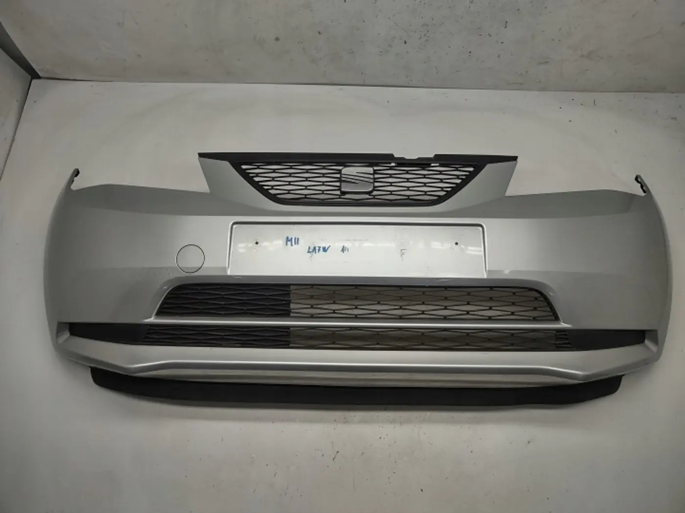 Бампер передний к SEAT Mii 2011