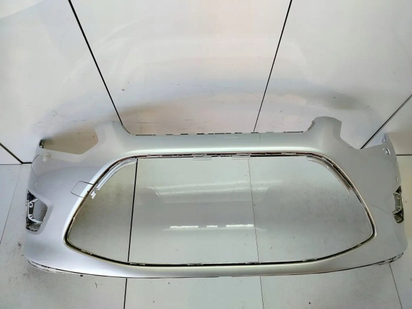 Бампер передний к Ford C-MAX 2010