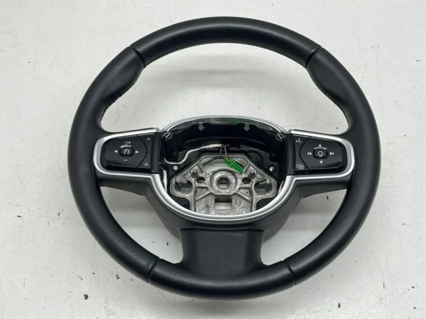 Руль к Volvo V60 2018