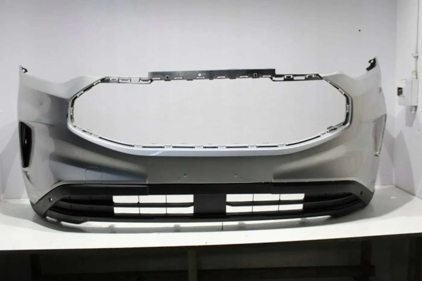 Бампер передний к Ford Transit Custom 2012