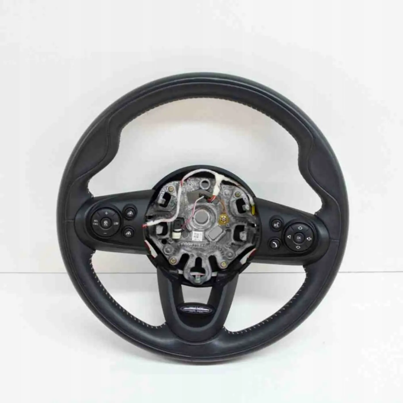 Руль к MINI Countryman 2016