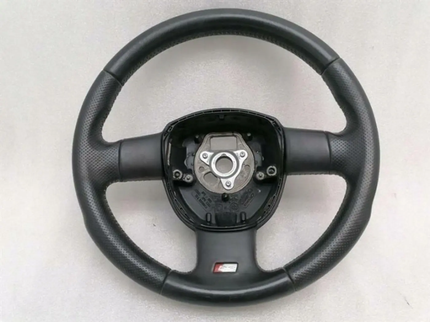 Руль к Audi S3 2006