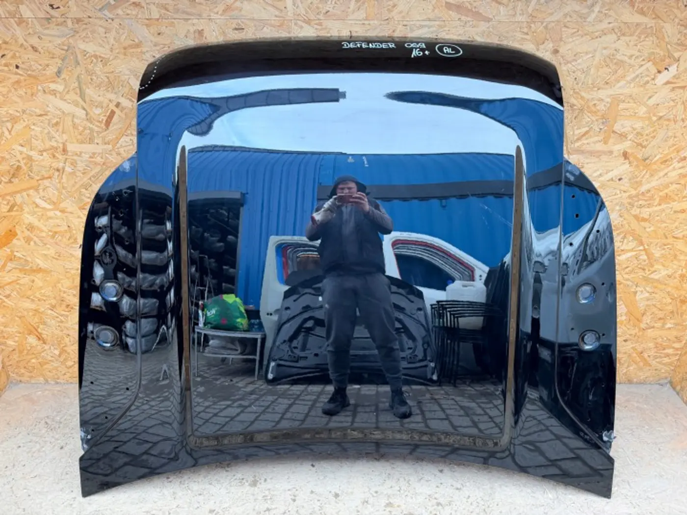 Капот к Land Rover Defender 2019