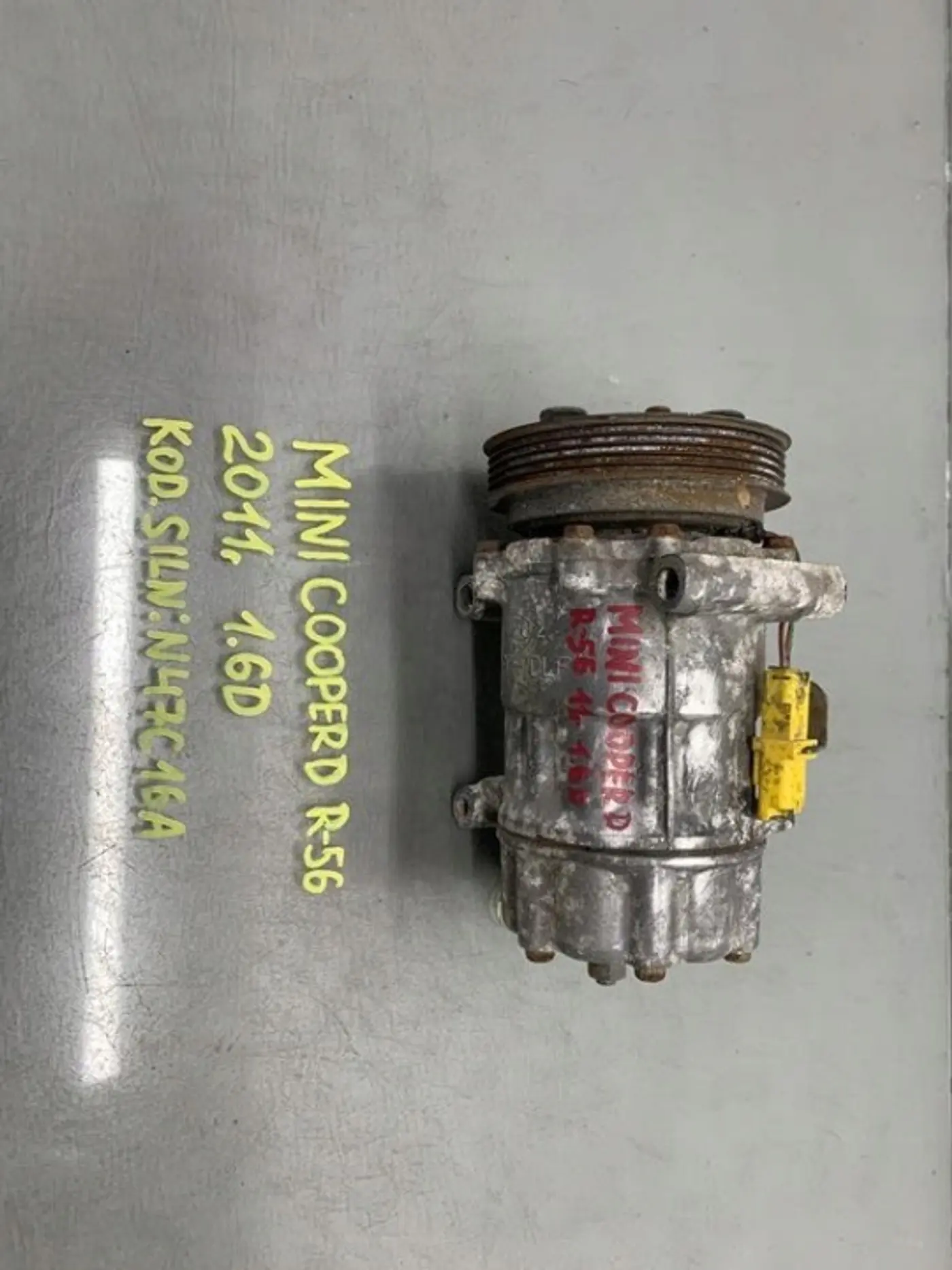 Компрессор кондиционера к MINI Cooper 2006