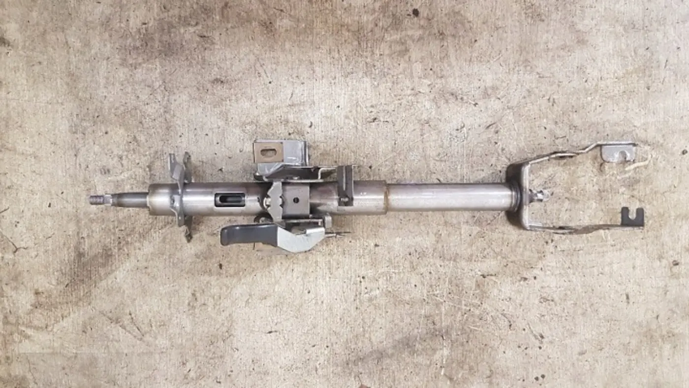Рулевая колонка к Mazda 626 1997