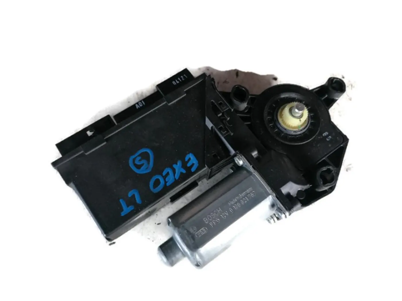 Моторчик стеклоподъемника к SEAT Exeo 2008