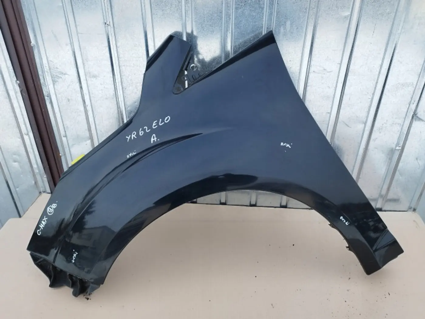 Крыло переднее левое к Ford C-MAX 2010