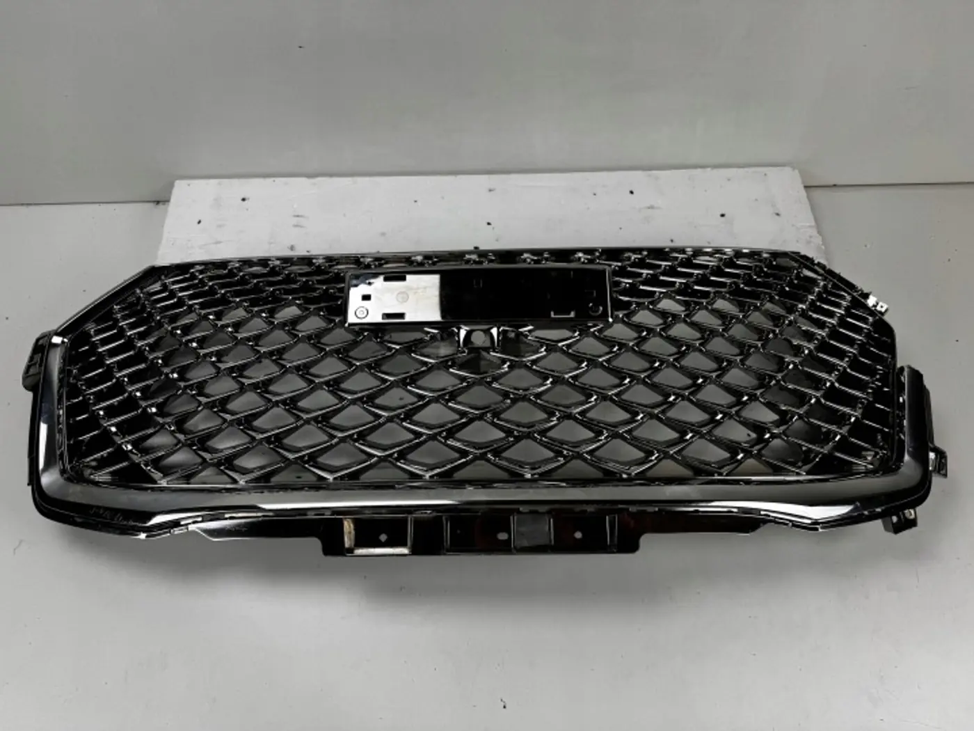 Решетка радиатора к Haval H6 2014