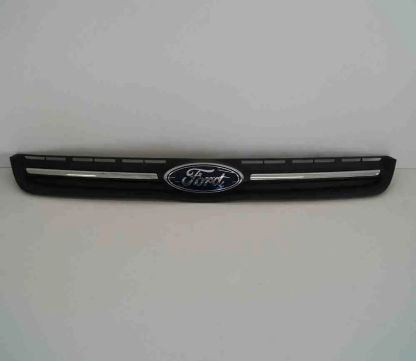 Решетка радиатора к Ford Kuga 2013