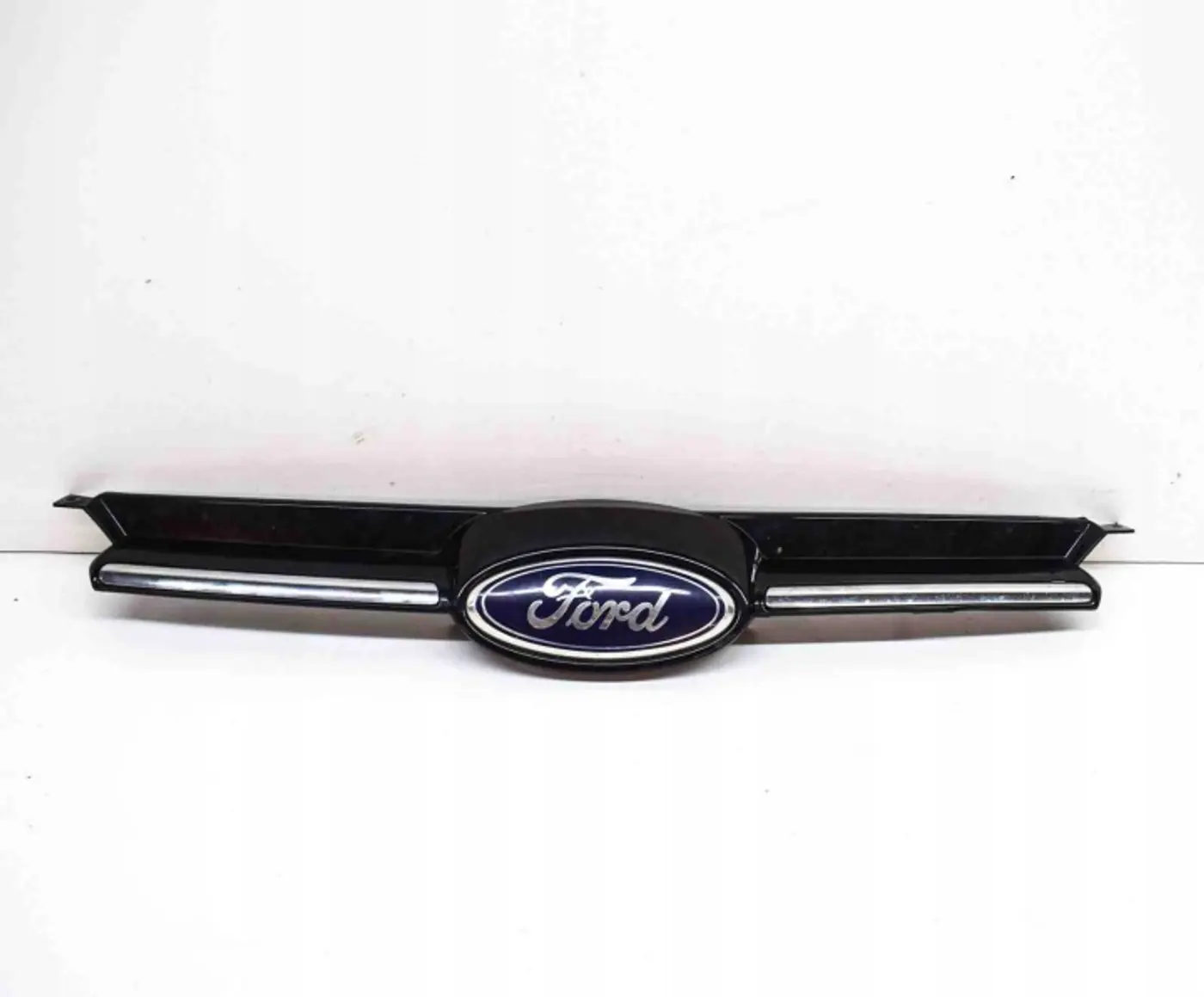 Решетка радиатора к Ford Focus 2011