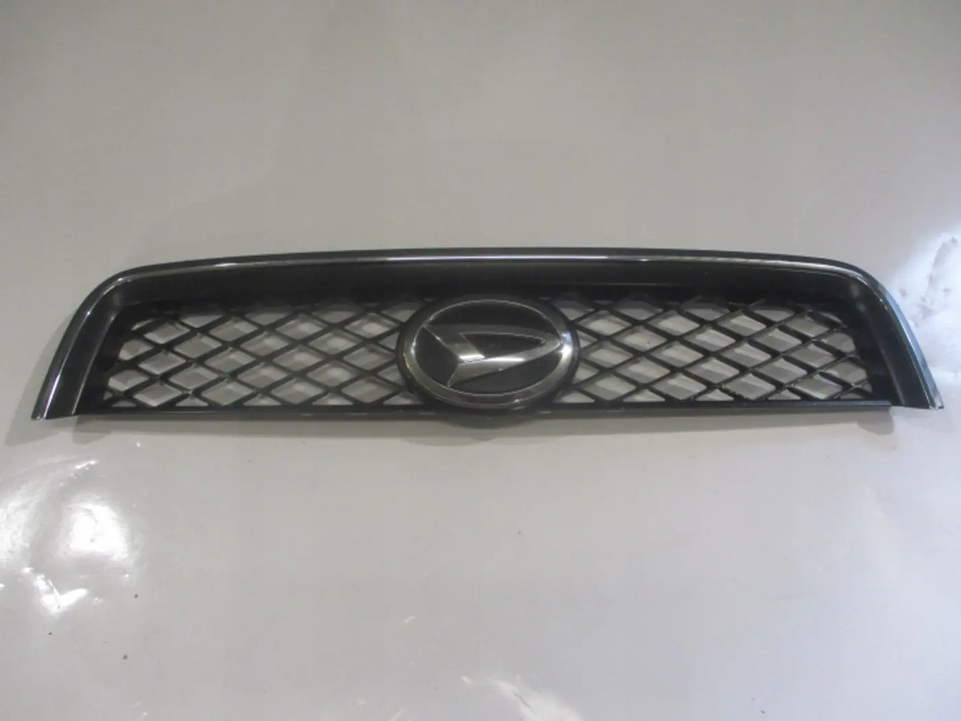Решетка радиатора к Daihatsu Terios 2006
