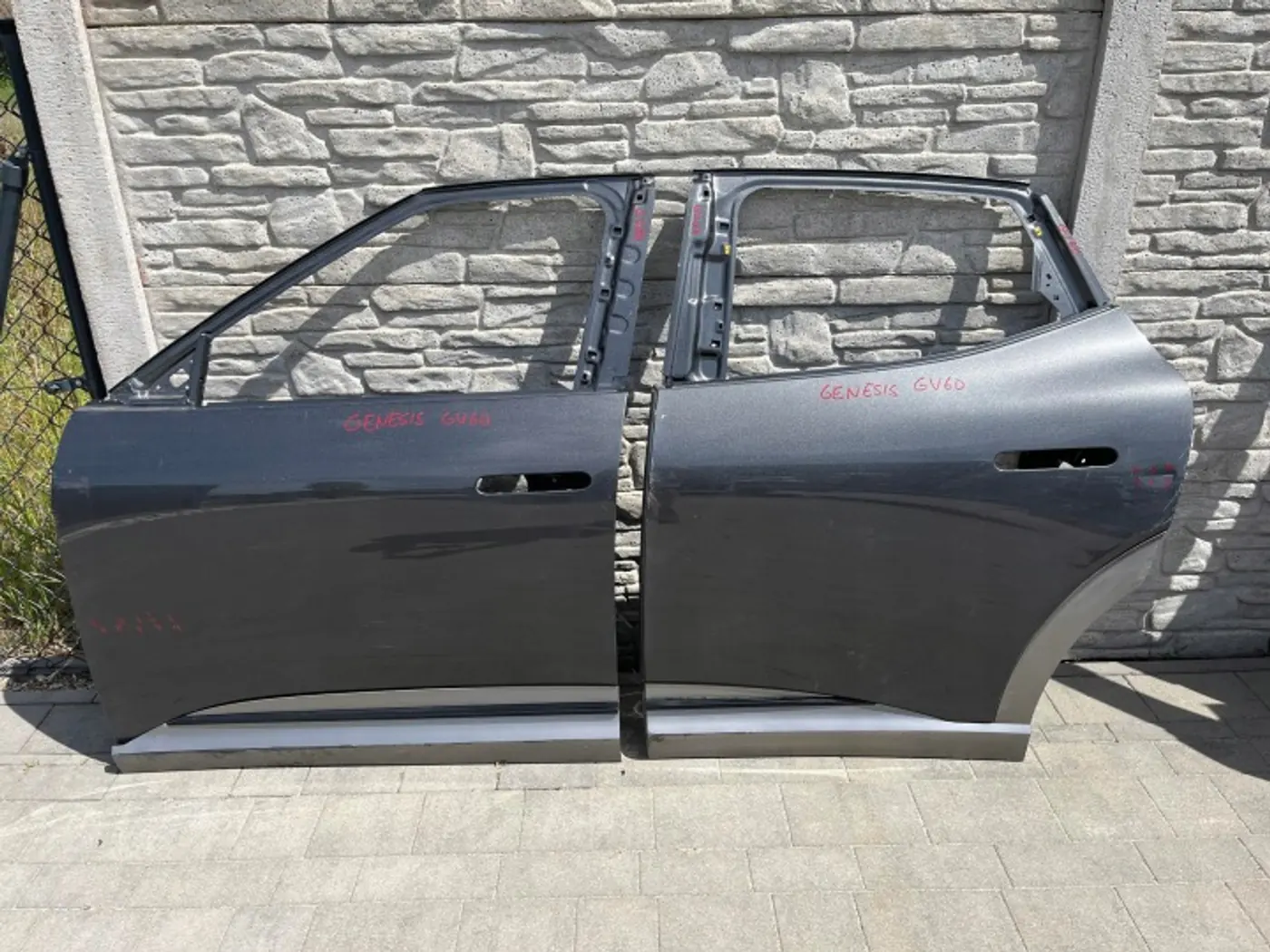 Дверь задняя левая к Genesis GV60 2021