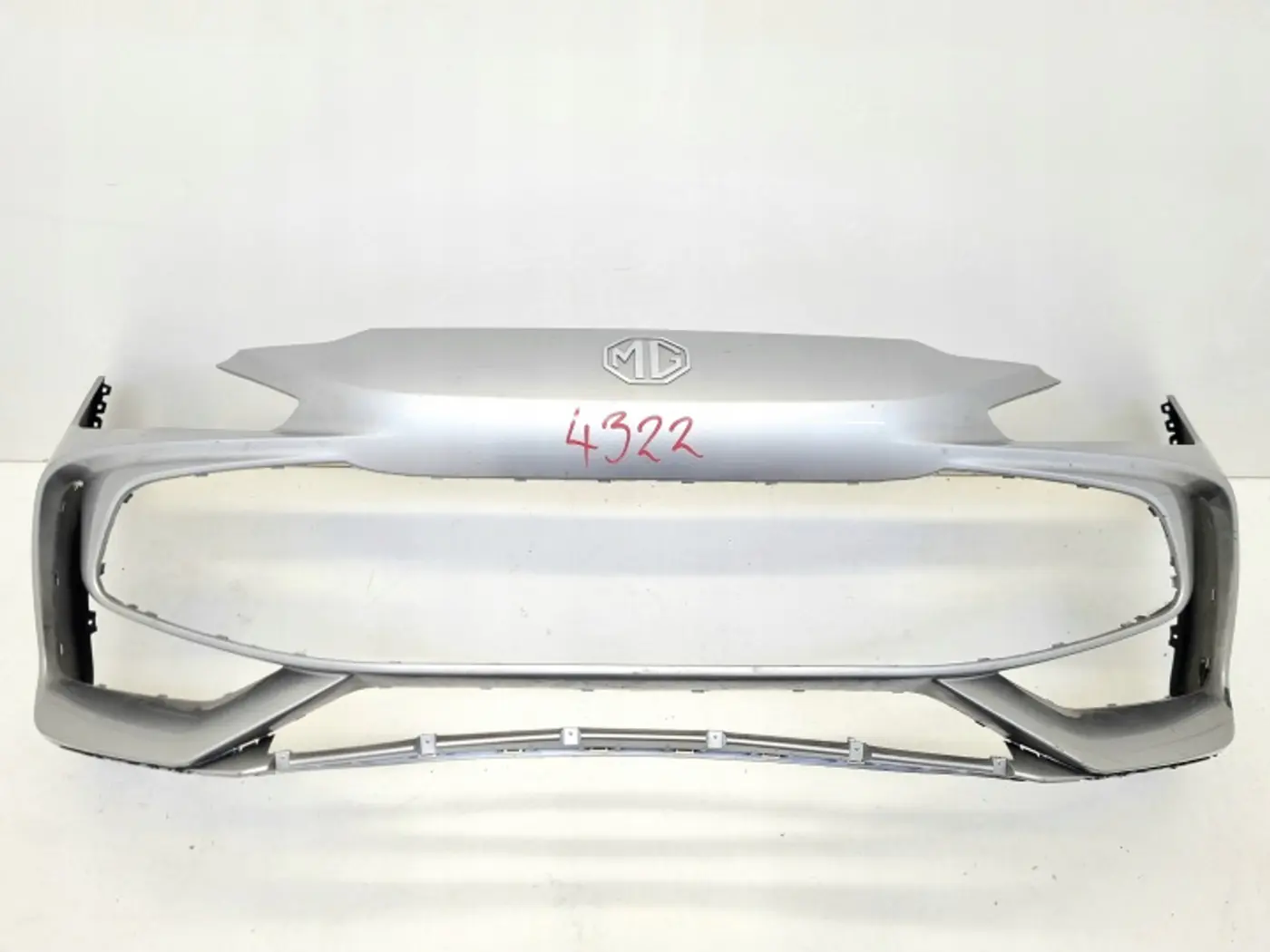 Бампер передний к MG 3 2013
