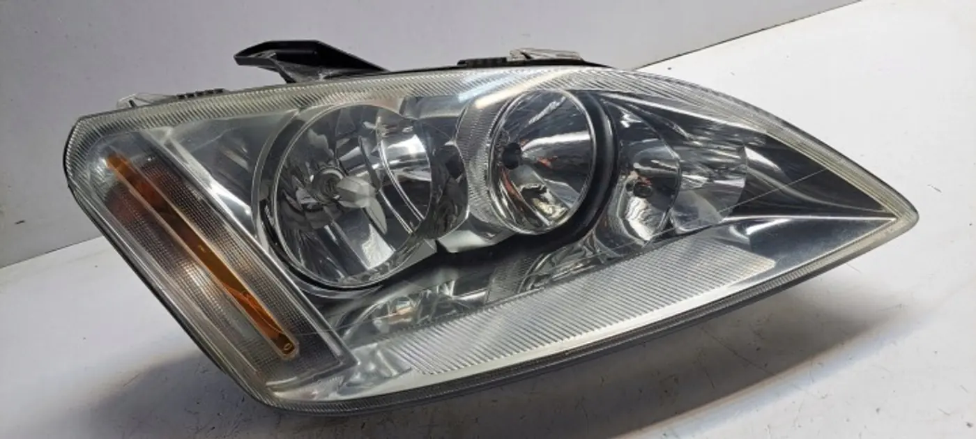 Фара правая к Ford C-MAX 2003