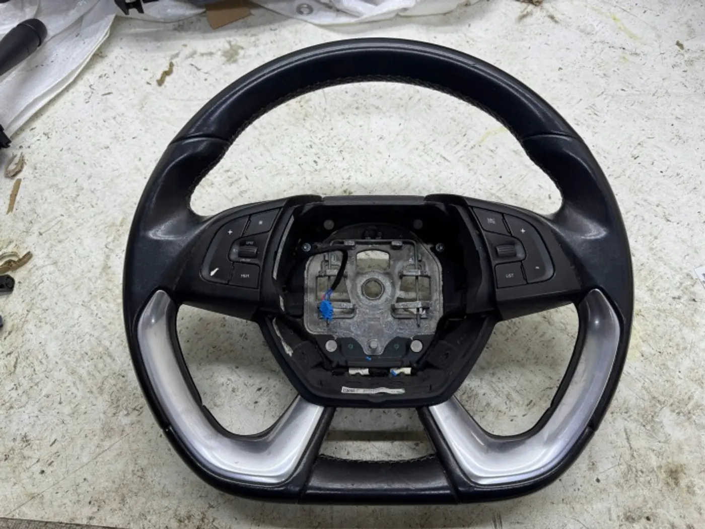Руль к DS 5 2015