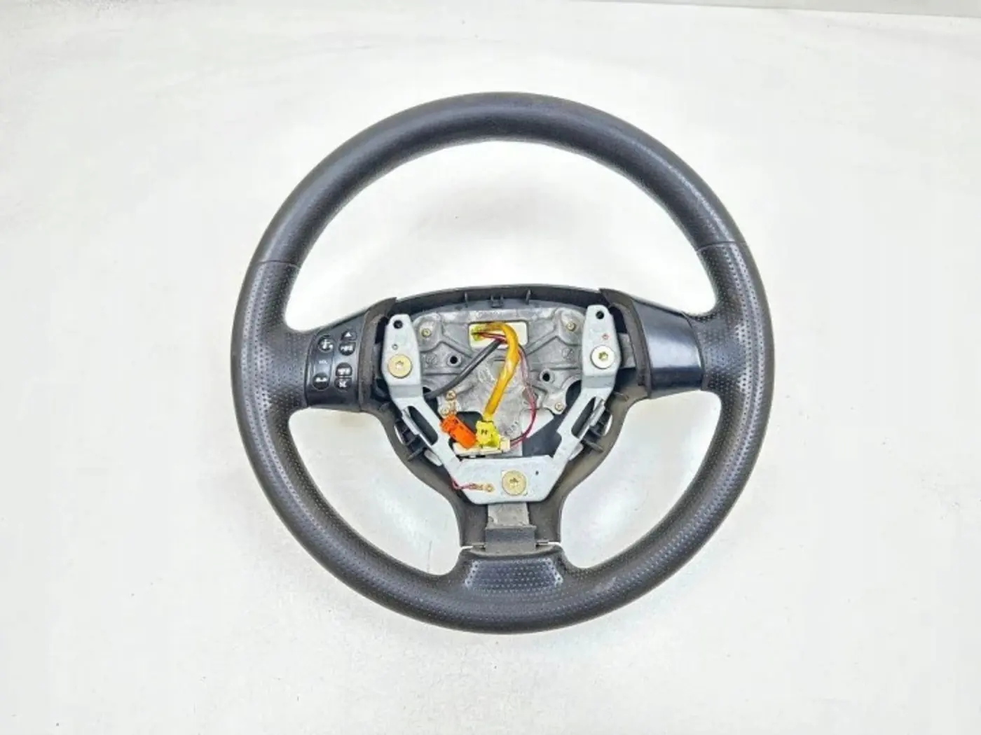 Руль к Mazda 323 1998