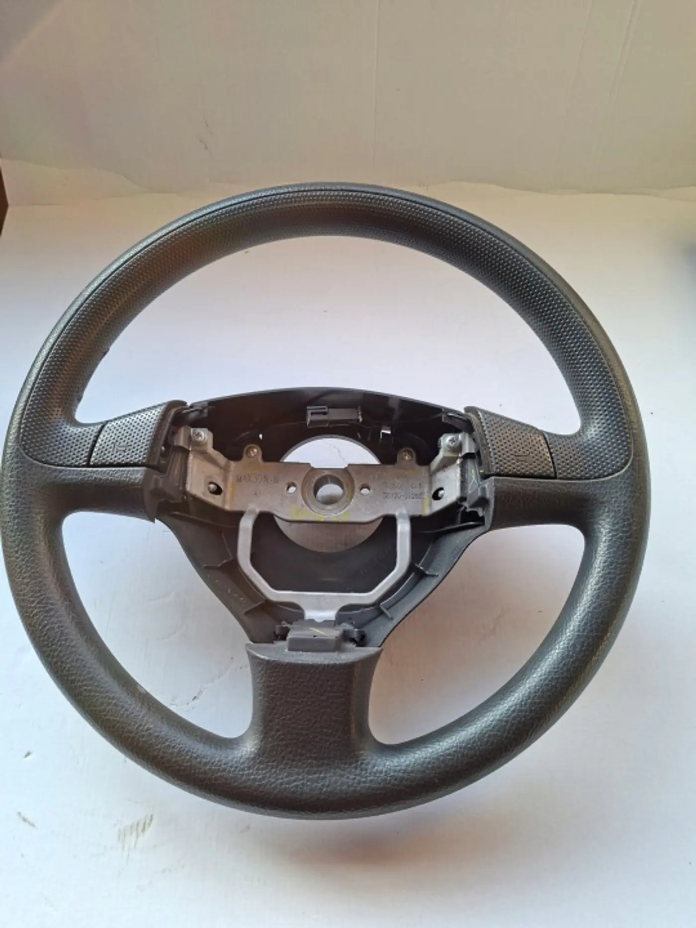 Руль к Suzuki Ignis 2003
