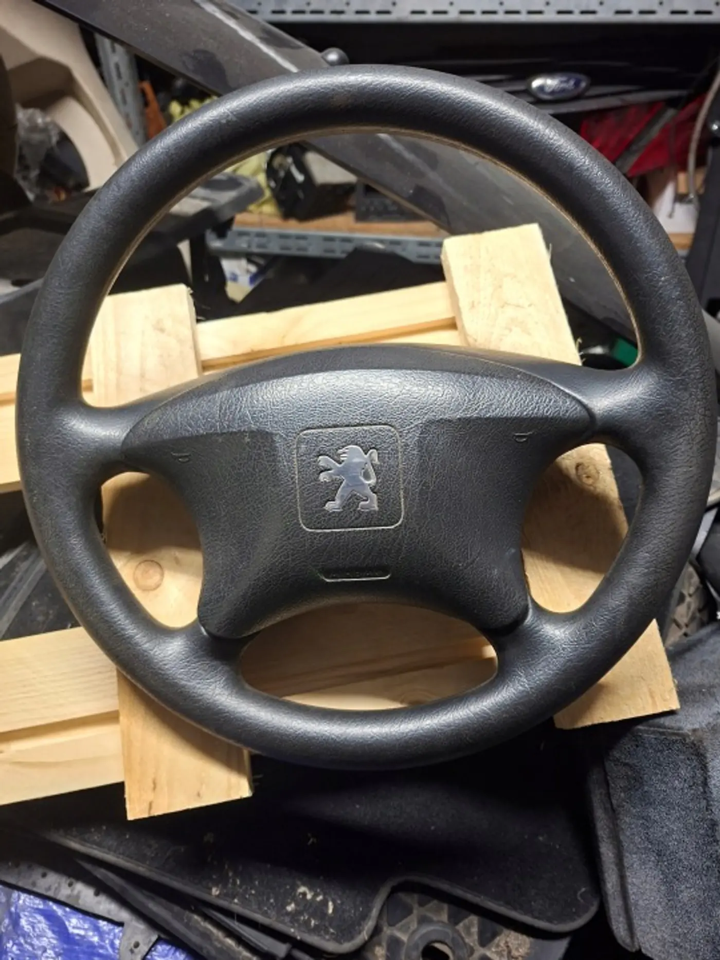 Руль к Citroen Berlingo 2002