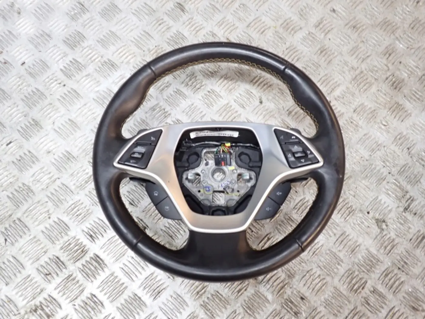 Руль к Chevrolet Corvette 2013