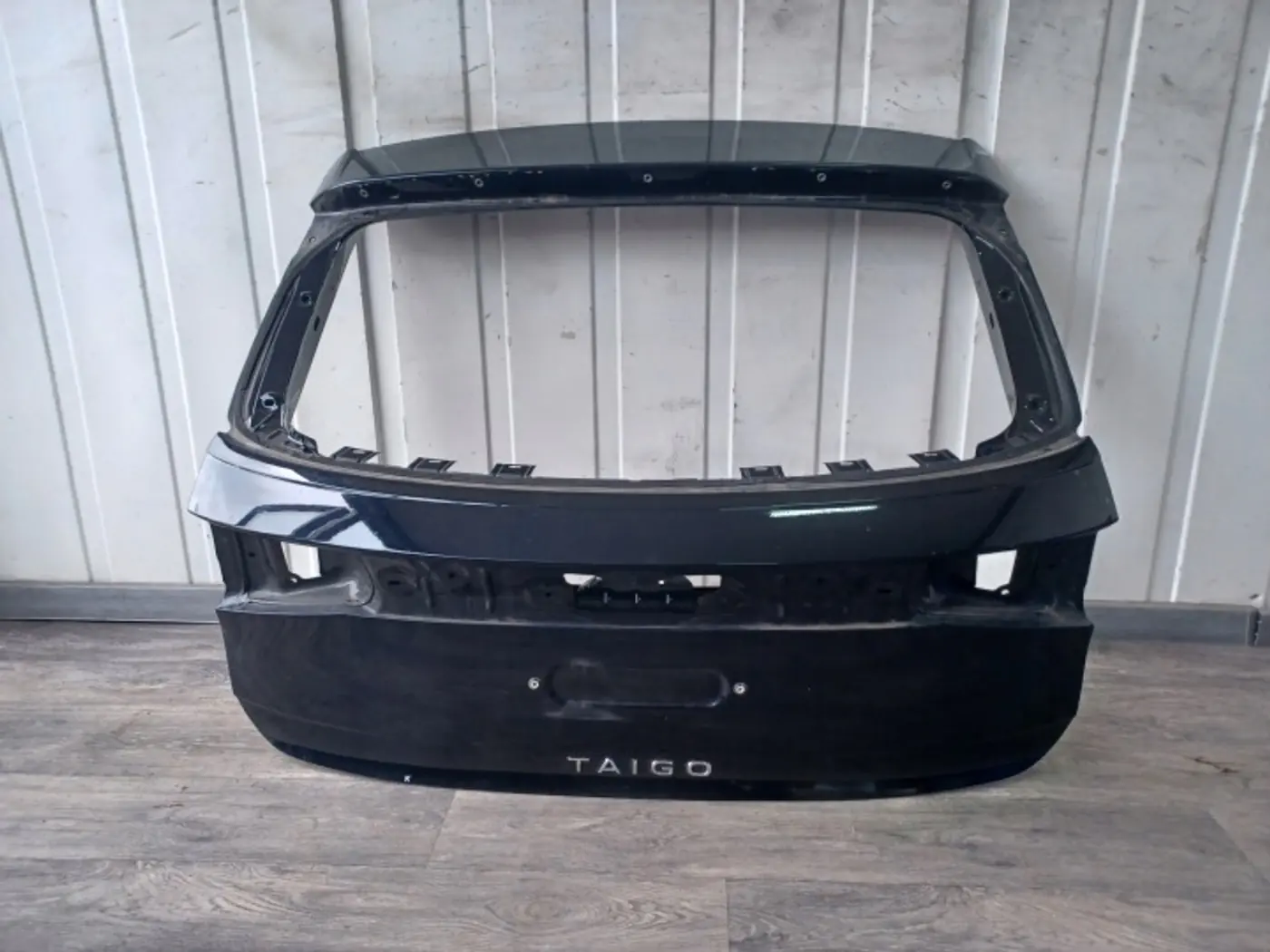 Крышка багажника (дверь 3-5) к Volkswagen Taigo 2021