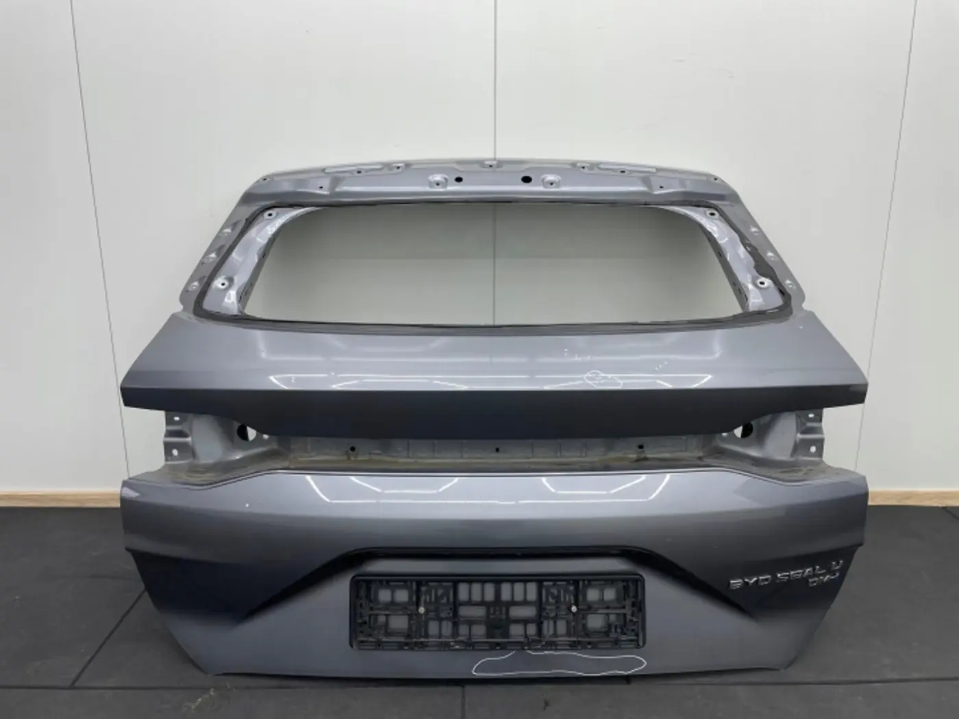 Крышка багажника (дверь 3-5) к BYD Seal 2022