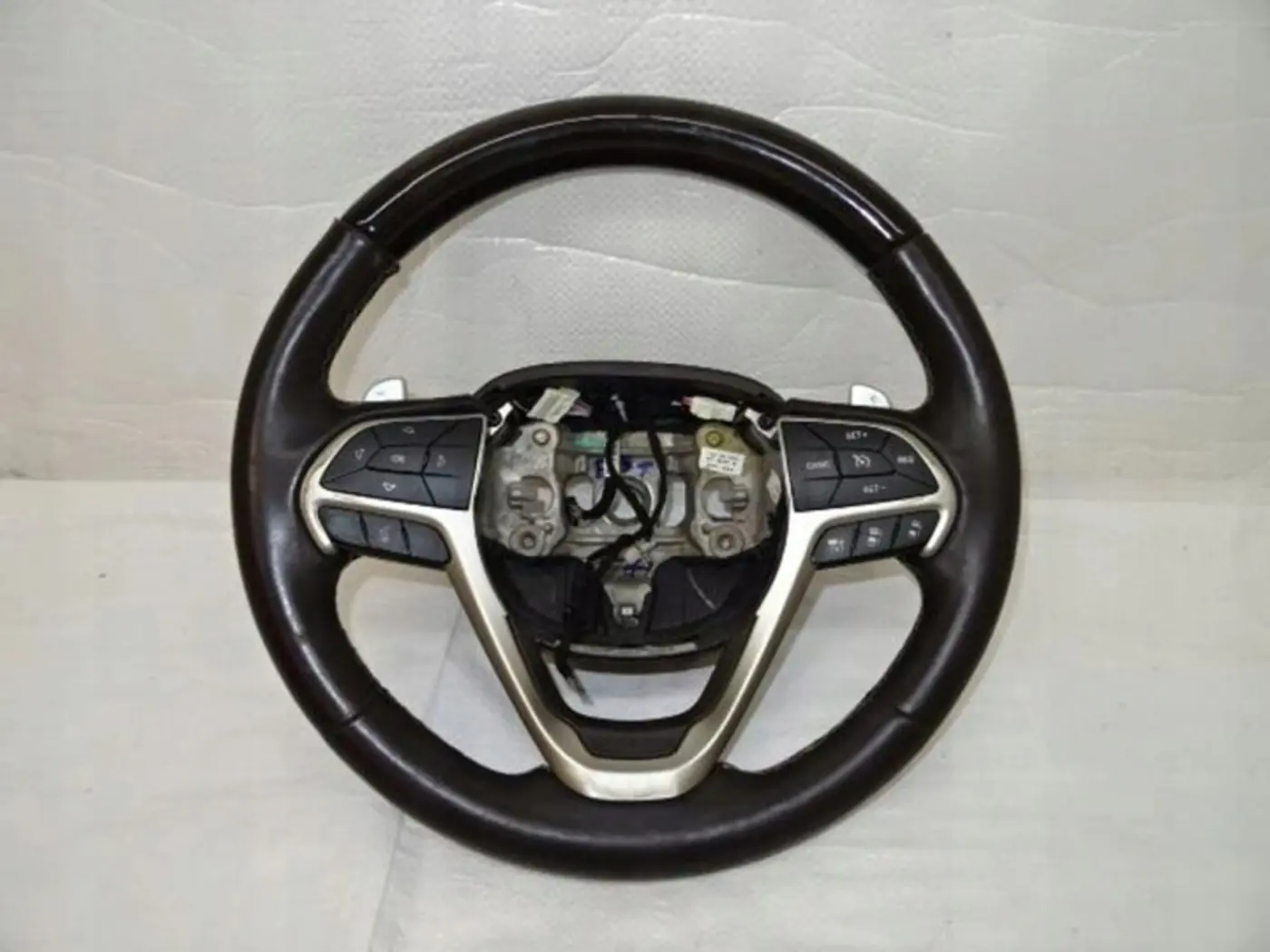 Руль к DS 5 2015