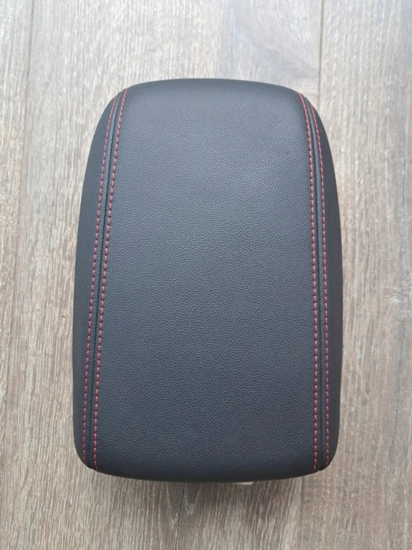 Подлокотник к Ford Kuga 2019