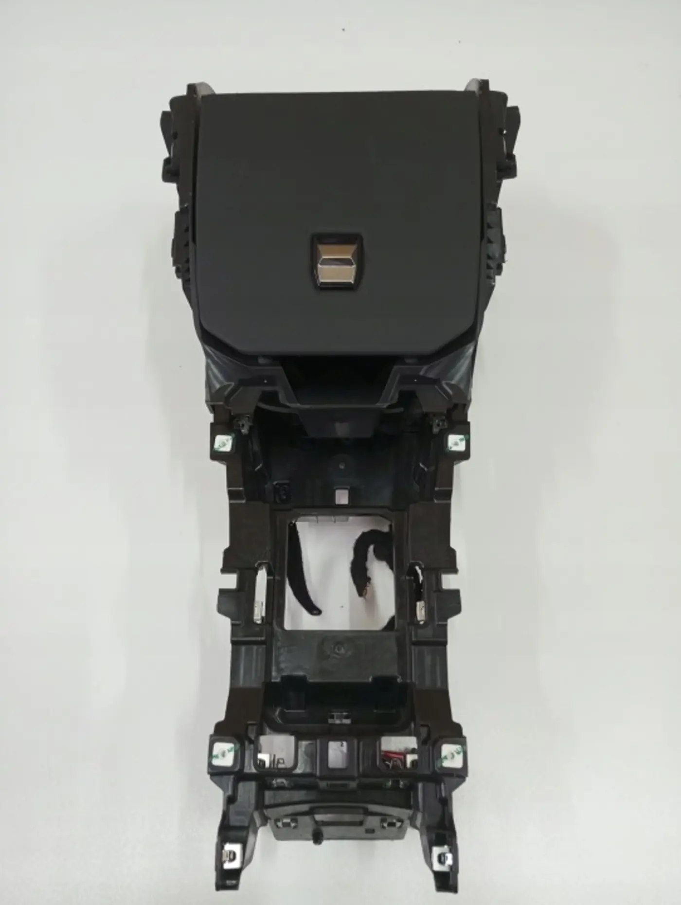 Подлокотник к DS 4 2015