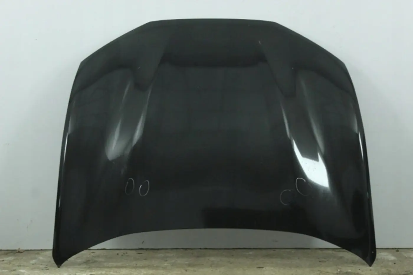 Капот к Ford Mustang Mach-E 2020