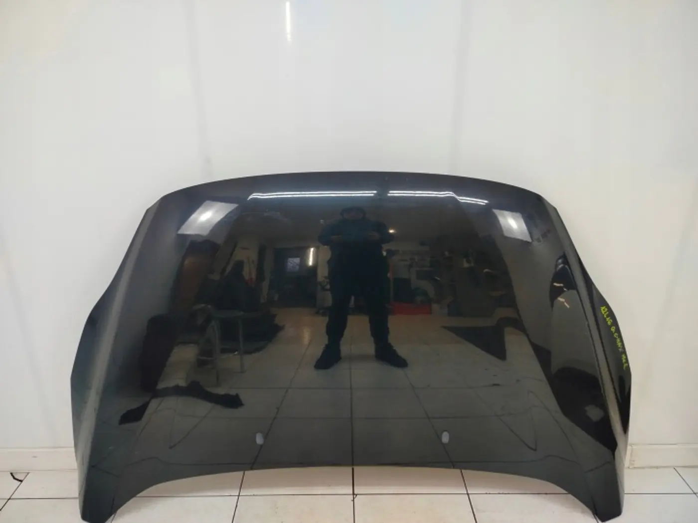 Капот к Ford C-MAX 2010