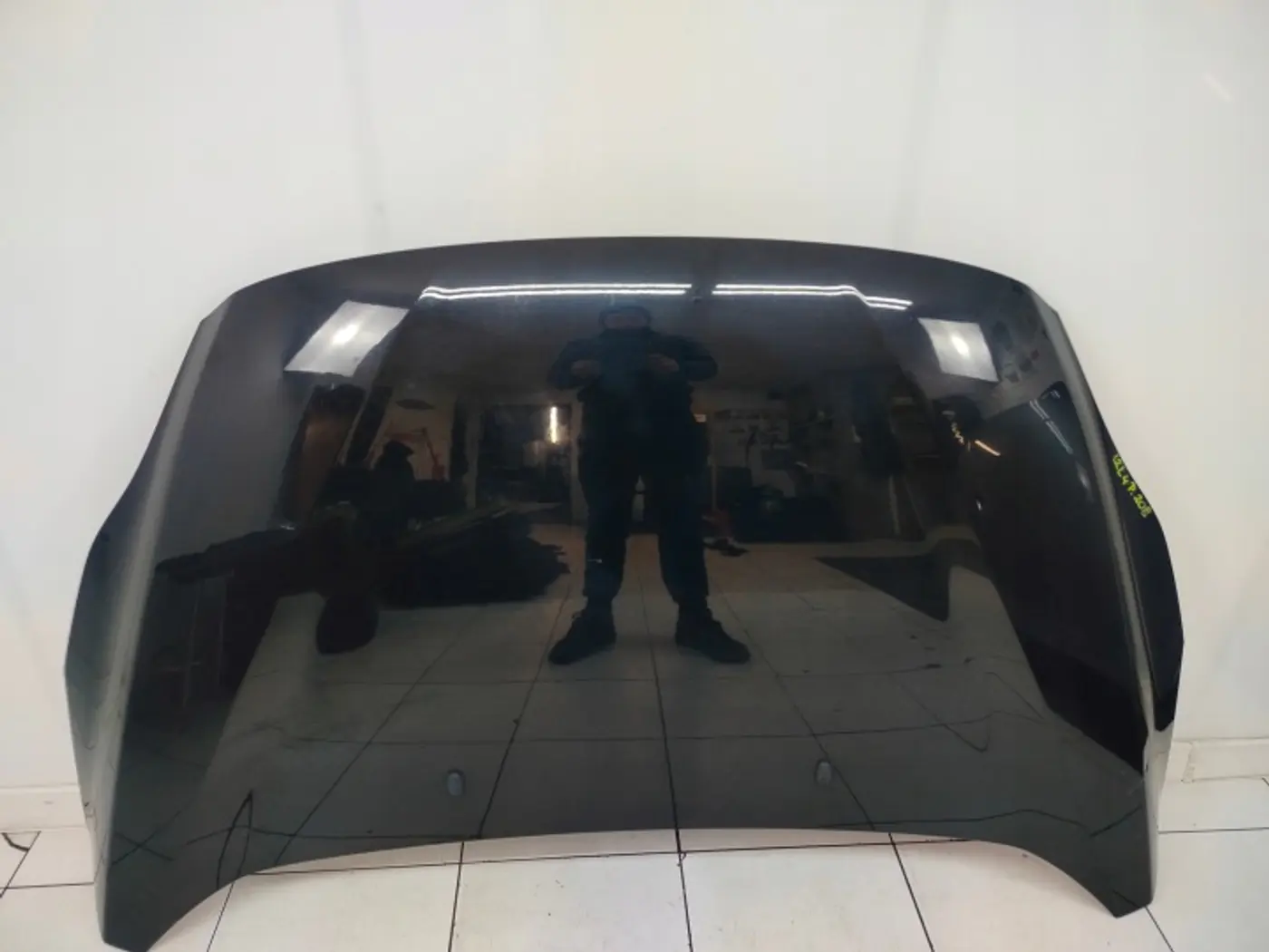 Капот к Ford C-MAX 2010