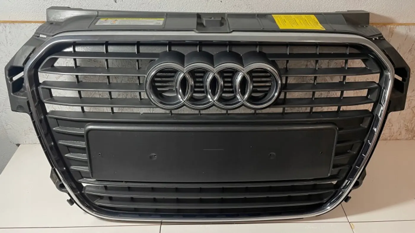 Решетка радиатора к Audi A1 2010