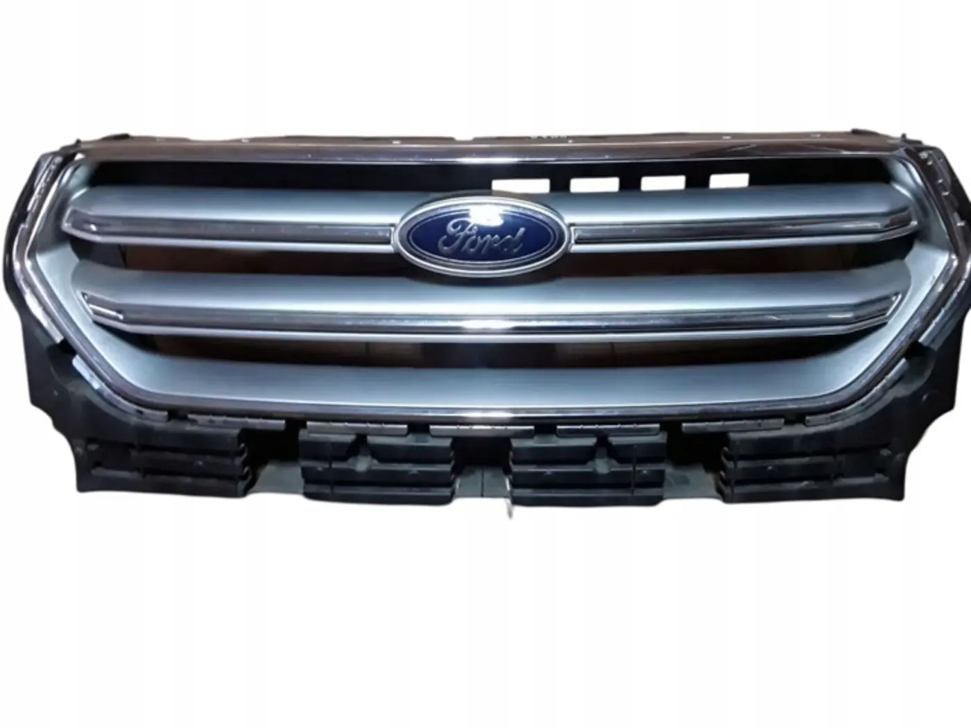 Решетка радиатора к Ford Kuga 2013