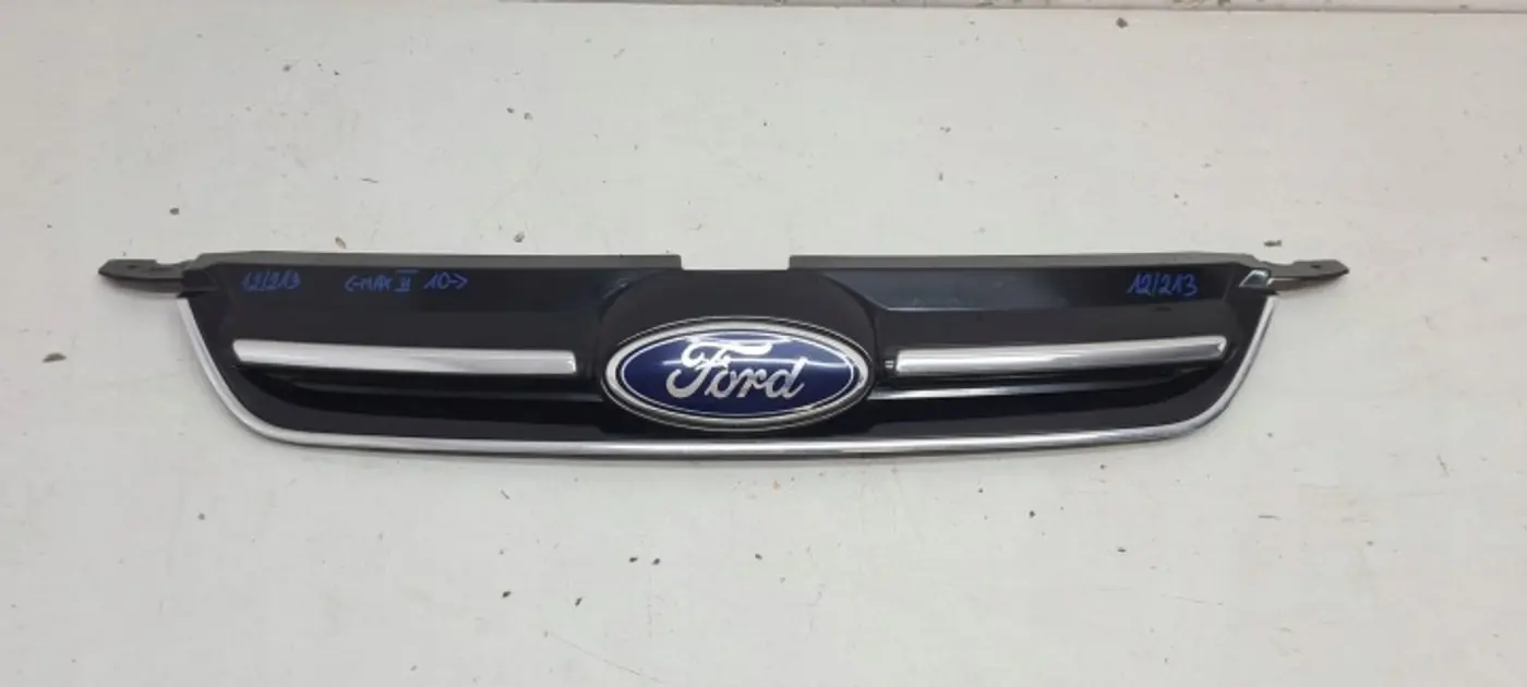 Решетка радиатора к Ford C-MAX 2010