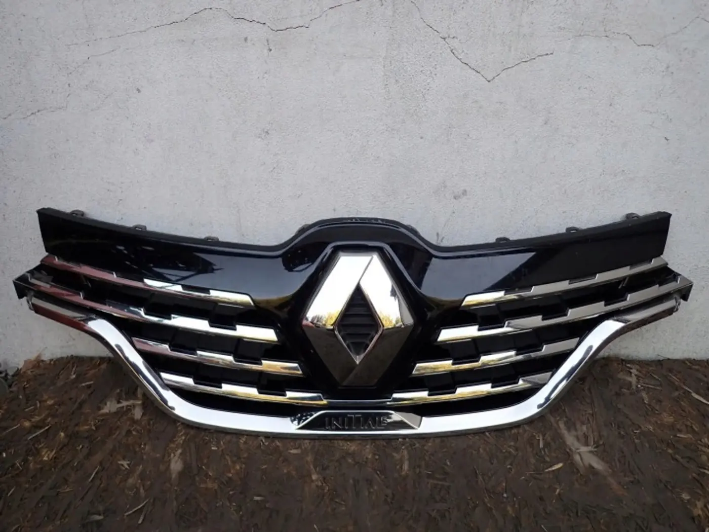 Решетка радиатора к Renault Koleos 2016