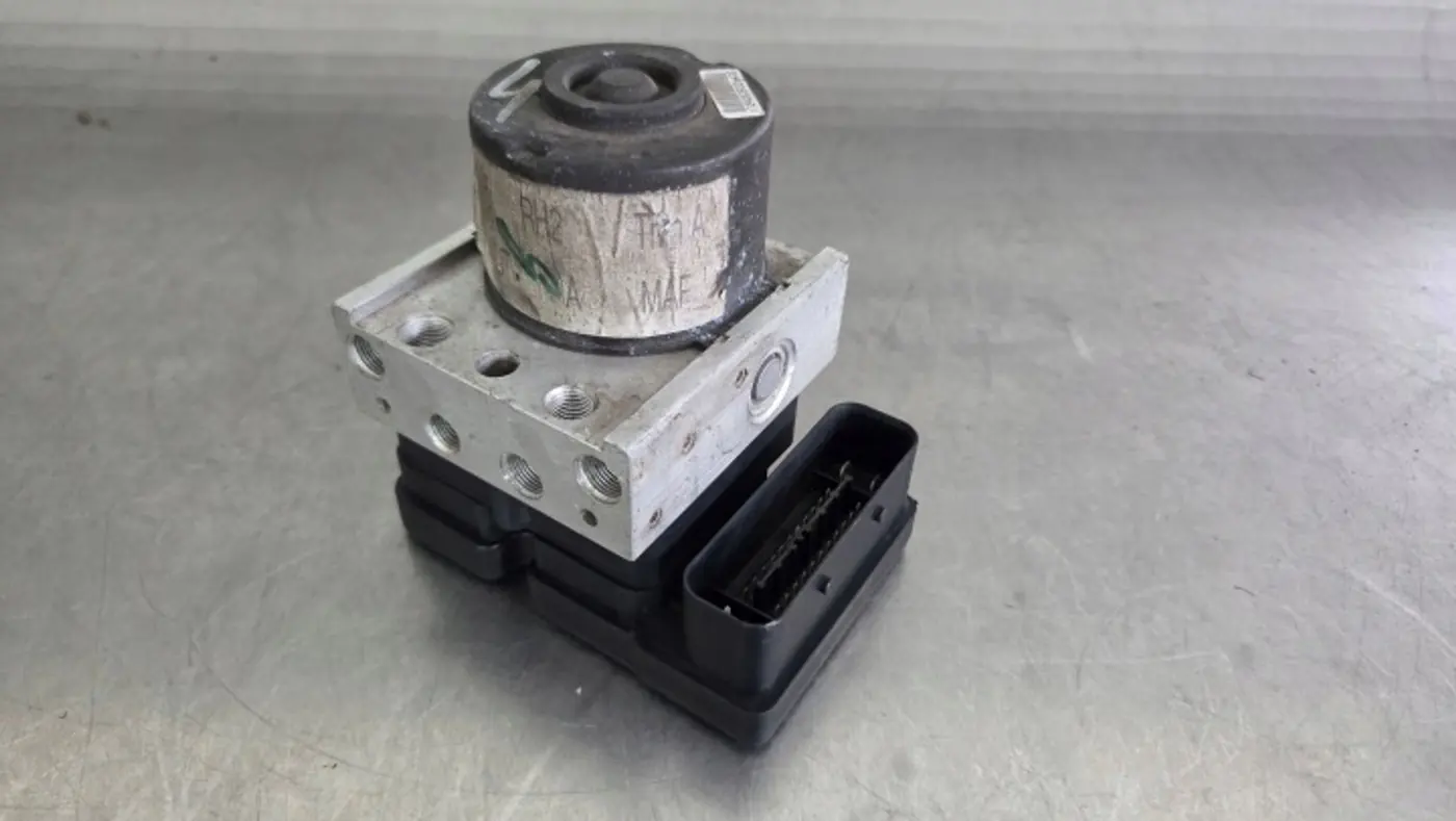 Блок ABS к Ford C-MAX 2010