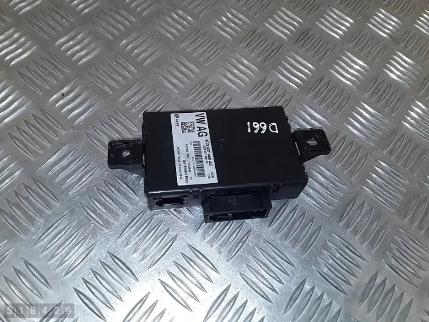 Блок управления двигателем к Audi RS 6 2012