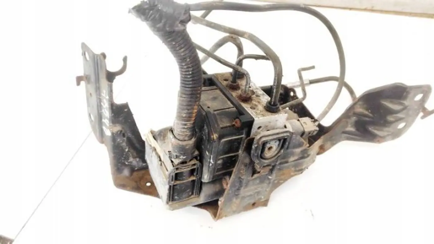Блок ABS к Ford Mondeo 2000