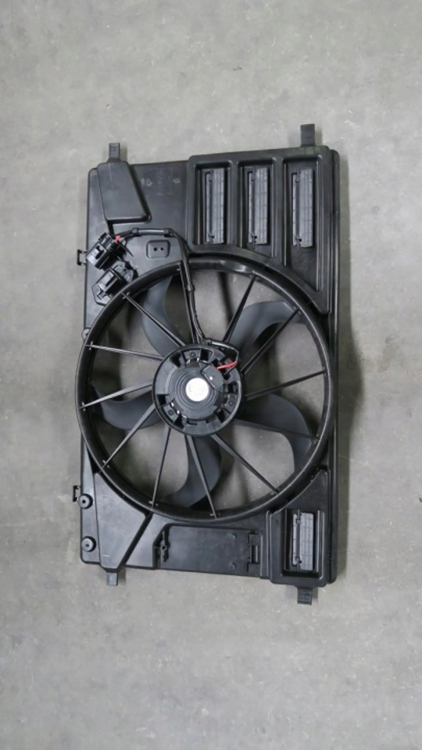 Вентилятор радиатора к Ford Transit Custom 2012