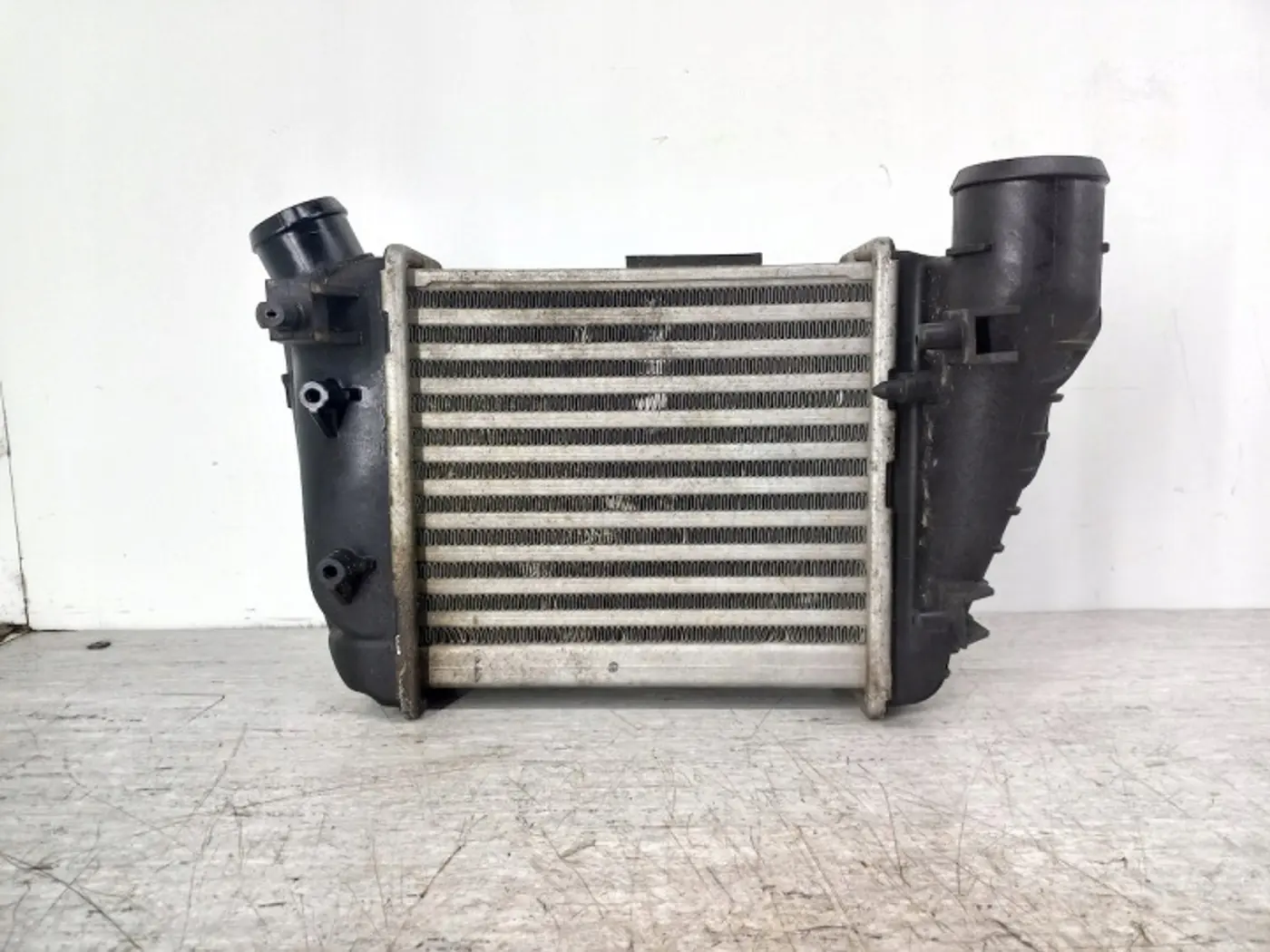Интеркулер к Audi A4 2000